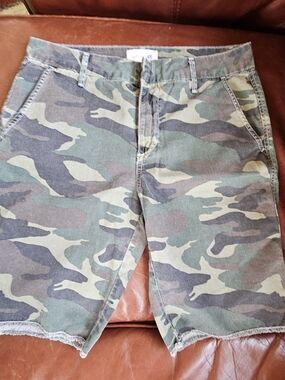 Sundry Womens Camo Shorts Size 27